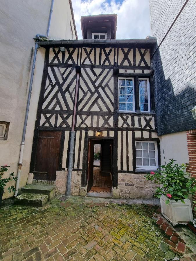 Villa La Terrasse Notre Dame - Character House - 4P - Center Honfleur Exterior foto